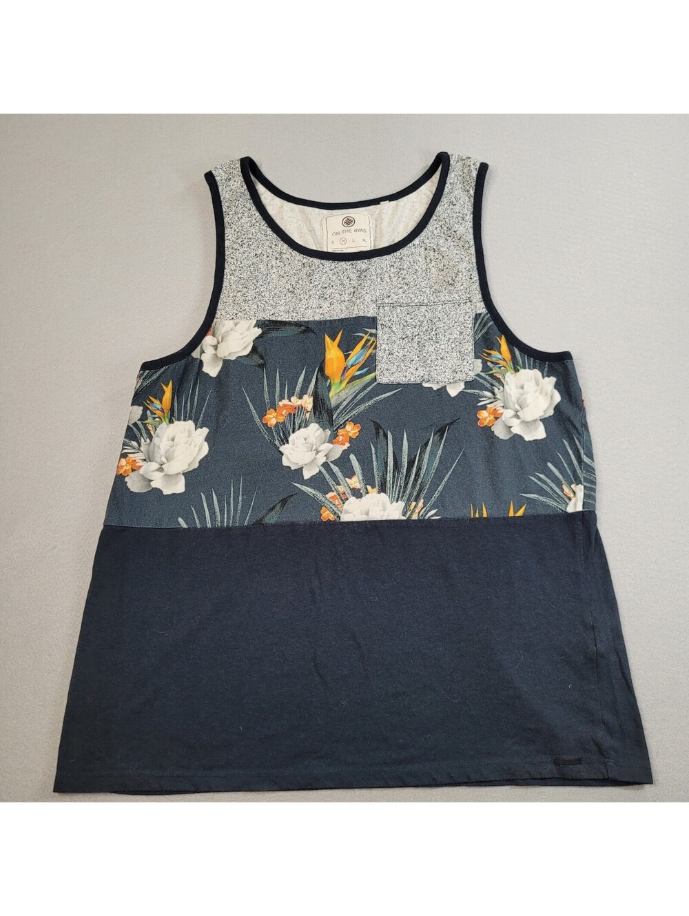 On The Byas Mens Size M Tank Top Tropical Floral Colorblock Pocket PacSun Navy